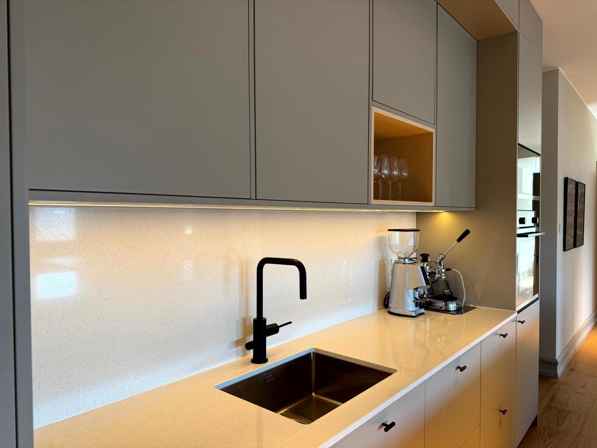 The Embassy Apartment ลุนด์ ภายนอก รูปภาพ